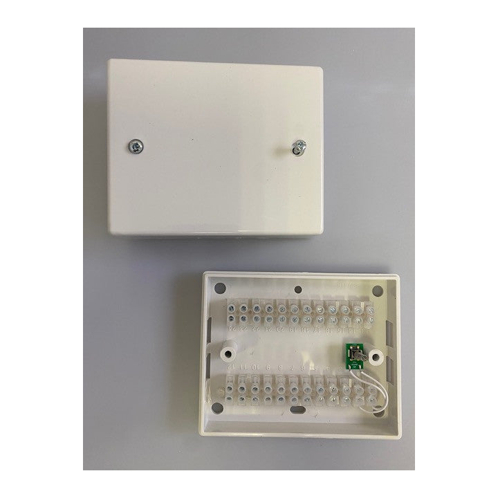 Boite jonction autoprotegee PVC 102x125x48mm boite derivation 24 plots jb30 boitier raccordement alarme telephonie ECLATS DESTOCKAGE