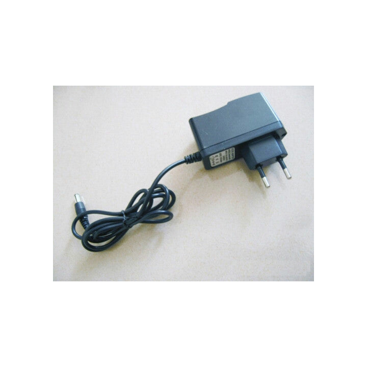 Chargeur 110v 220v 8.4v 10v 500mah 0.5a 5.5mm x 2.1mm pour batterie rechargable 9v detecteur DFPV1 ECLATS DESTOCKAGE