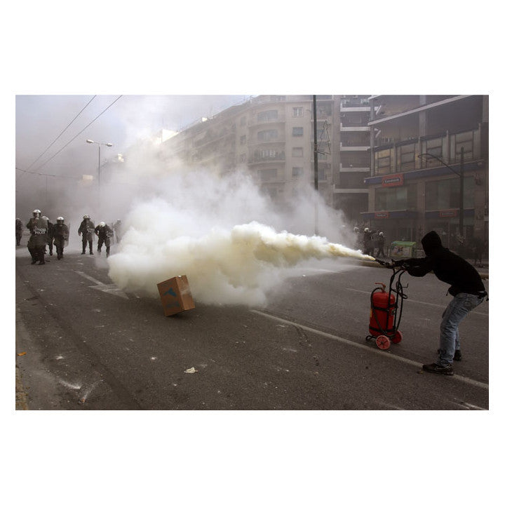 Spray decontaminant 50ml pour aerosol defense gaz cs gel agent neutraliseur securite defense ECLATS DESTOCKAGE