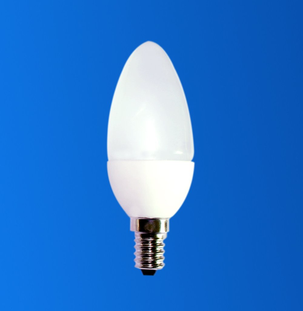 Ampoule flamme bougie e14 3w 12 led 110v 220v 250lm smd3528 eclairage basse conso economie energie ECLATS DESTOCKAGE