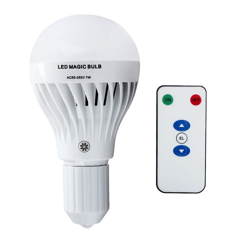 Ampoule magique e27 7w 110v 220v + batterie rechargeable eclairage de secours + telecommande ECLATS DESTOCKAGE