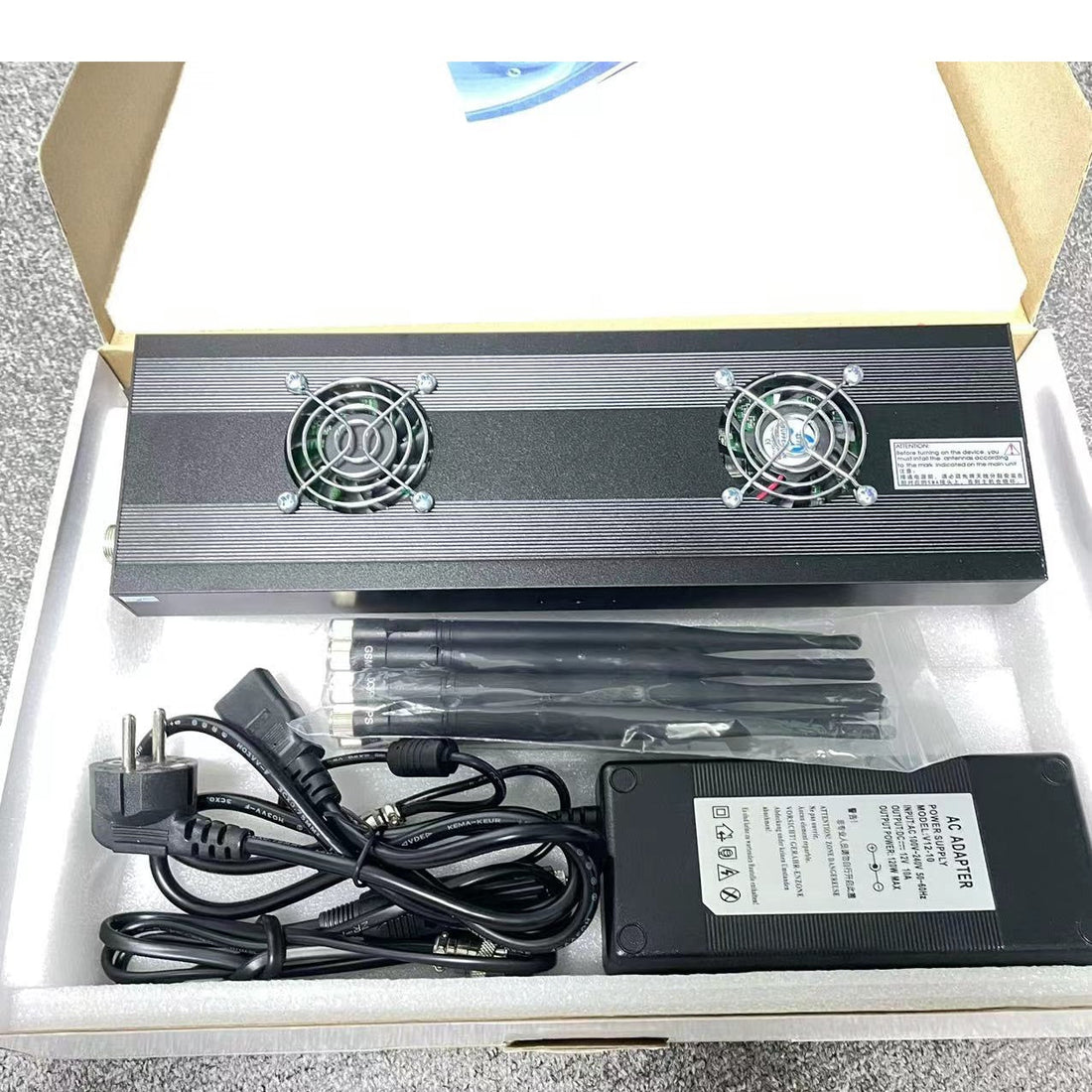 Brouilleur 220V bloqueur signal 8 antennes GSM 2G 3G 4G Wifi 2.4GHz GPS DCS CDMA ECLATS DESTOCKAGE