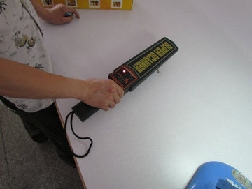 Détecteur de sécurité métaux alarme sonore et vibration detection fouille manuelle ts90 ECLATS DESTOCKAGE