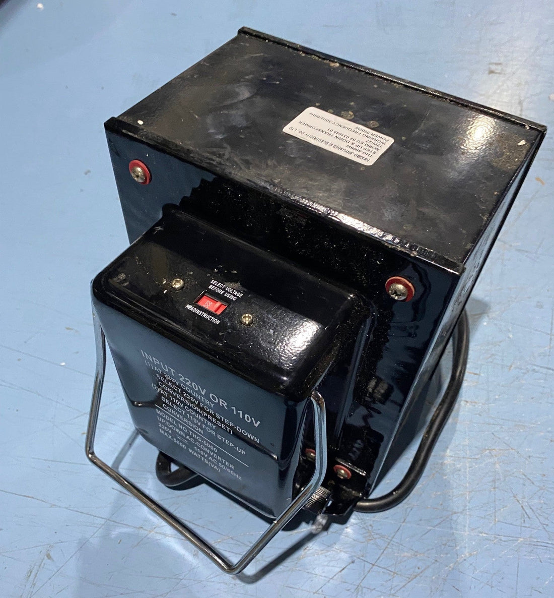 Location 1 a 7 jours Convertisseur electrique 5kw 220/110v 110v 5000w reversible changeur 220v ECLATS DESTOCKAGE