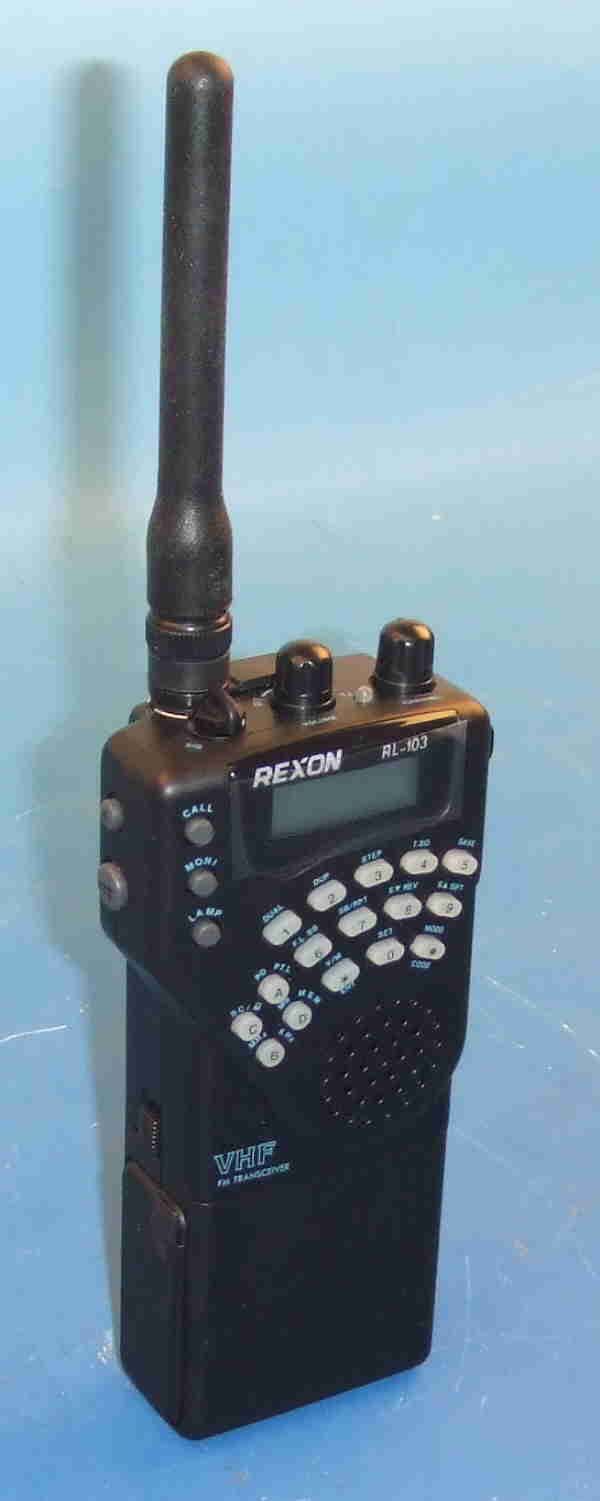 Talkie walkie vhf fm 138 a 175mhz (piece) emetteur récepteur portable 5w 2 memoires ECLATS DESTOCKAGE