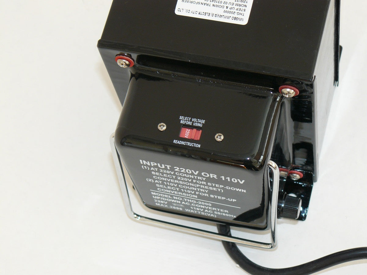 Transformateur 1500 watt convertisseur 110 120 v - 220 240 v réversible 1500w de bronson - ECLATS DESTOCKAGE