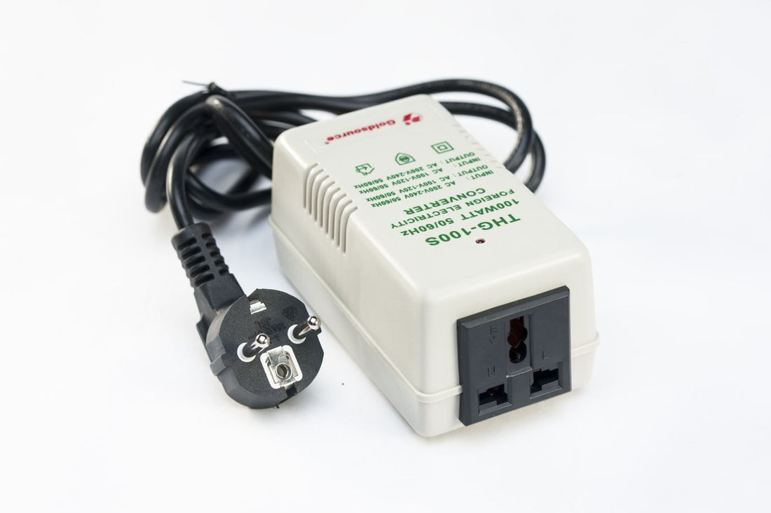 Transformateur convertisseur 110V/120V 220V/240V Tension Voltage Adaptateur 100W - ECLATS DESTOCKAGE