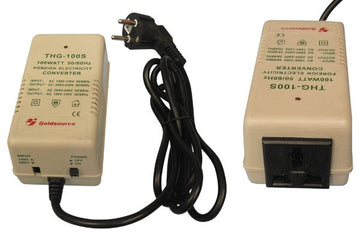 Transformateur watt and co 220v/110v reversible ECLATS DESTOCKAGE