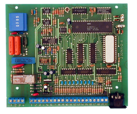 Transmetteur alarme telephonique multiprotocole 8 v (wstc a rajouter) transmission telephonique ECLATS DESTOCKAGE